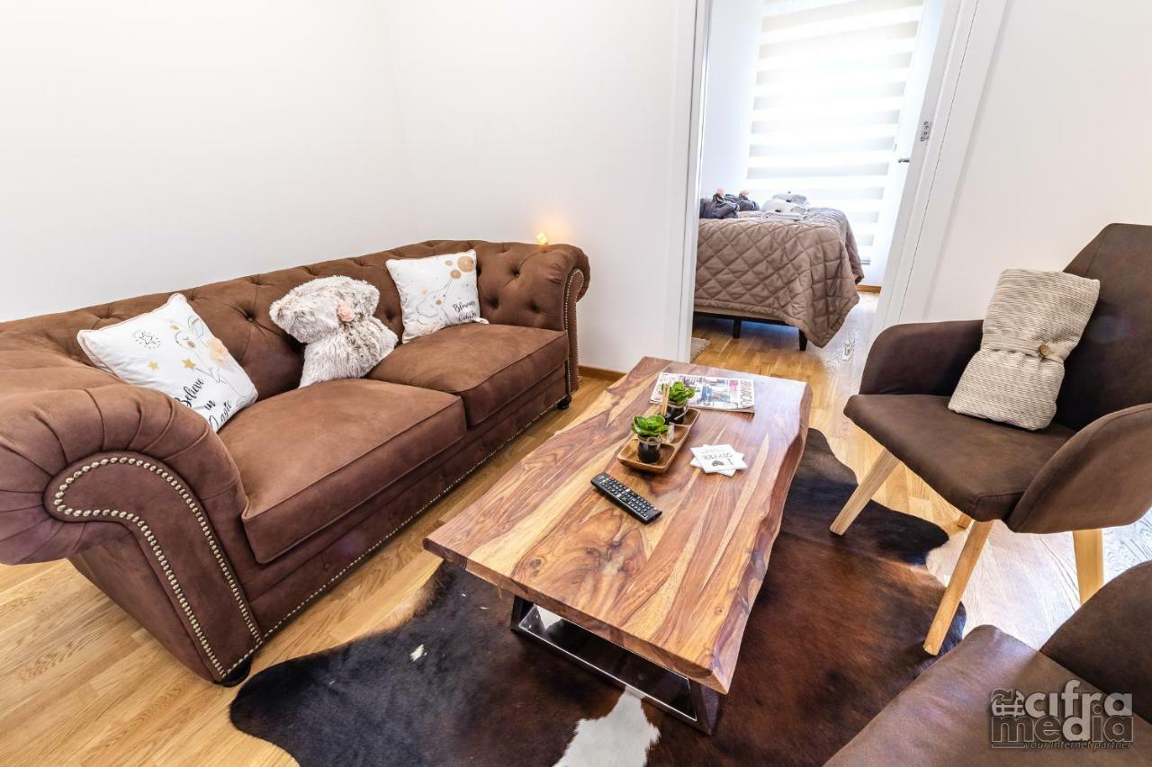 Apartmani Alexandar15 Novi Sad Exterior photo