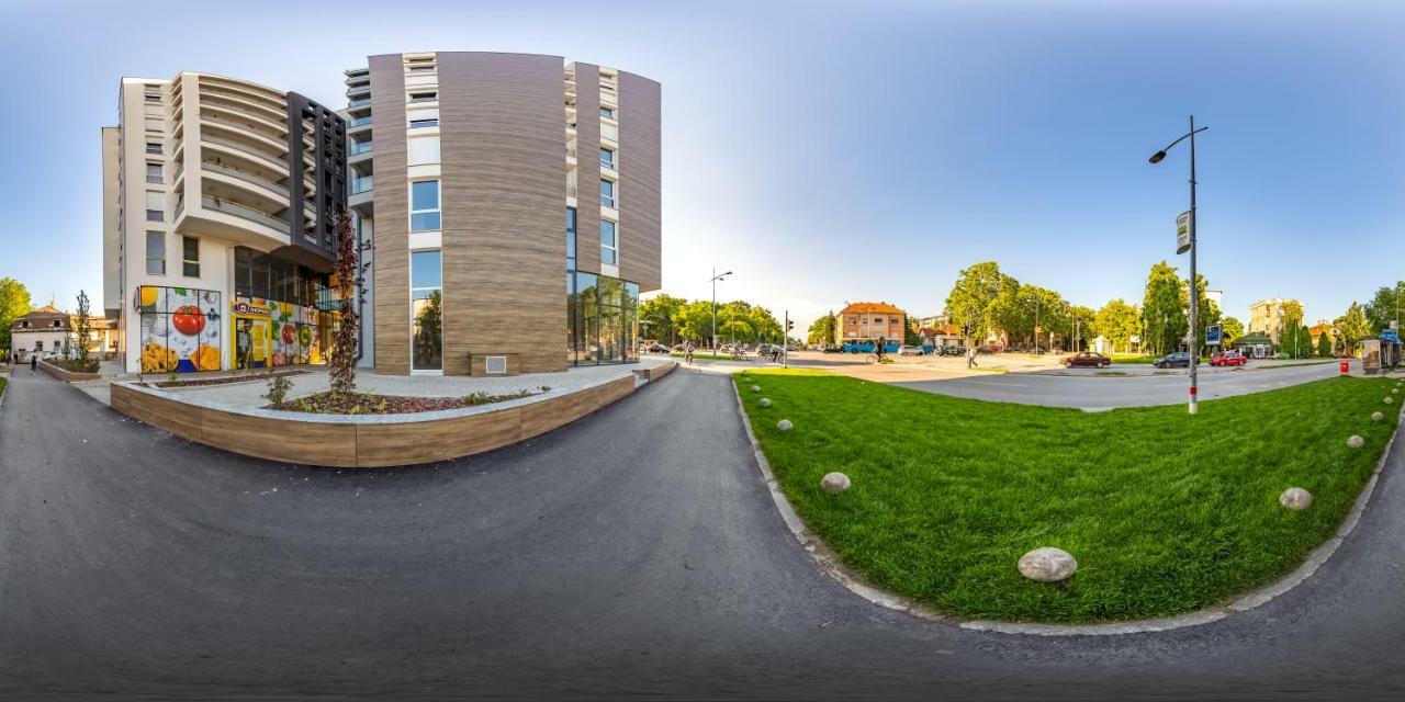 Apartmani Alexandar15 Novi Sad Exterior photo